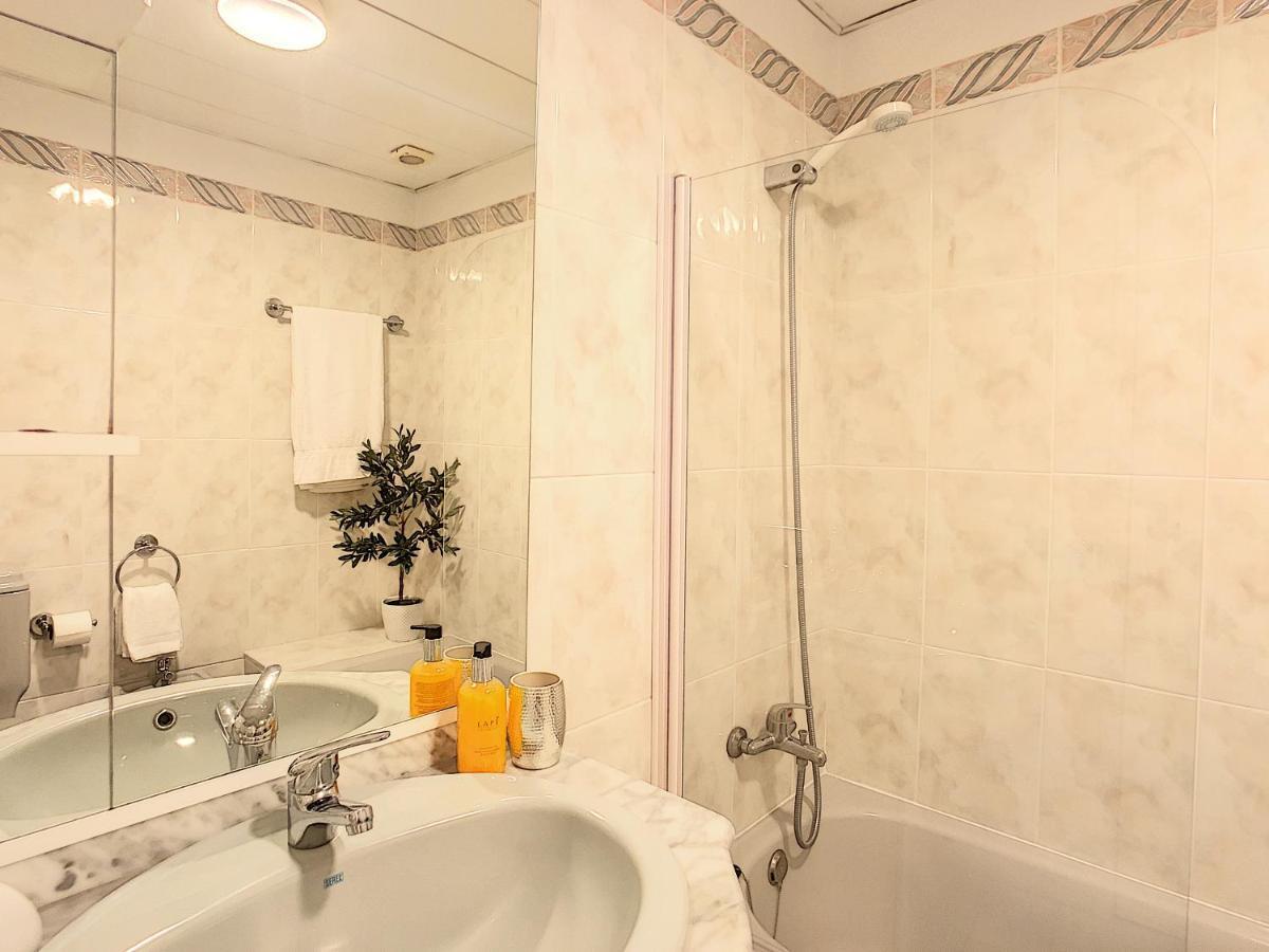 Sea N' Sun Apartment By Lovelystay Ribeira Brava Ngoại thất bức ảnh